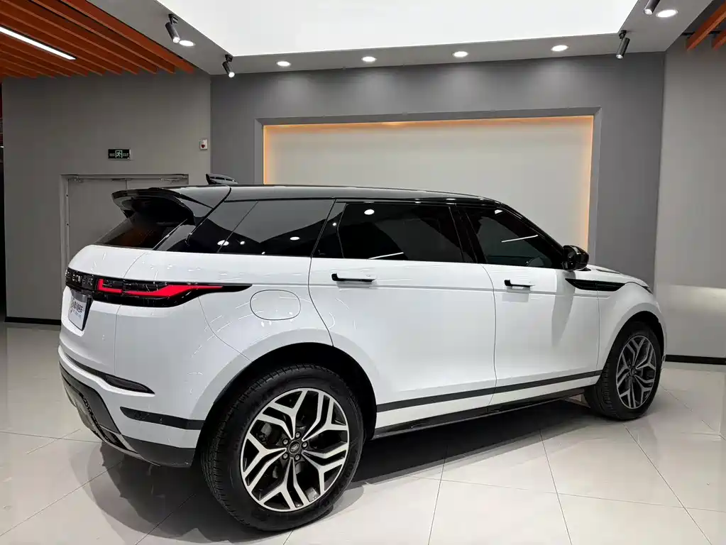 Land Rover Range Rover Evoque 2024 L SE
