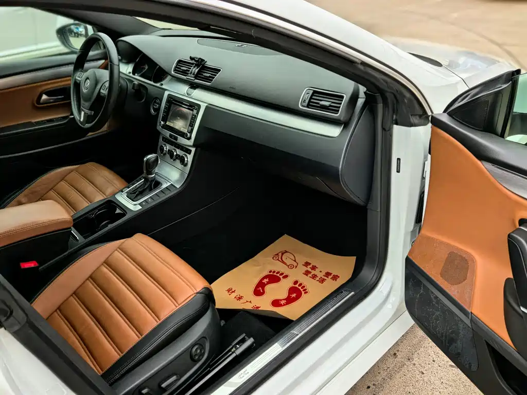 Volkswagen CC — миниатюра 14