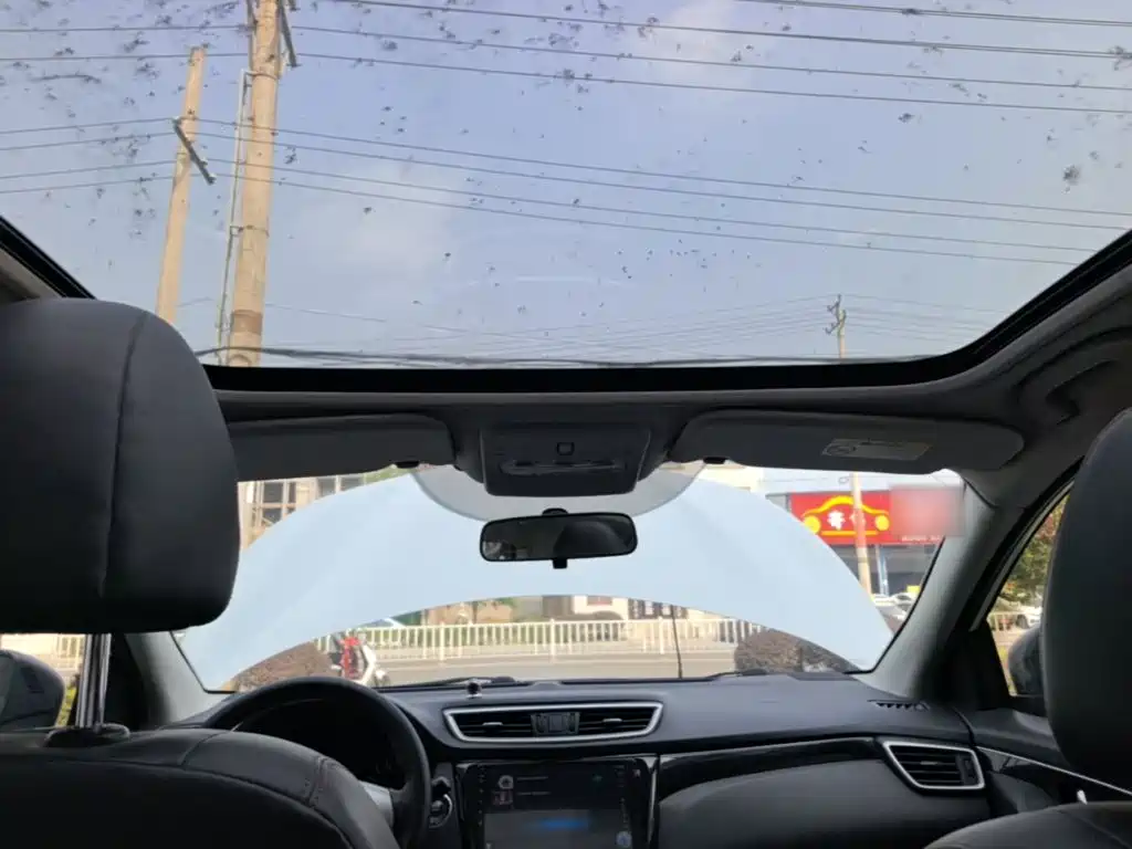 Nissan Qashqai — миниатюра 18