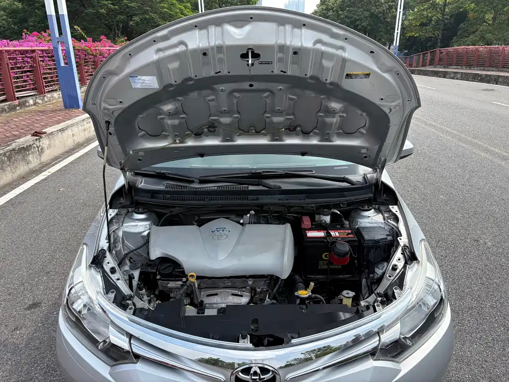 Toyota Vios — миниатюра 8