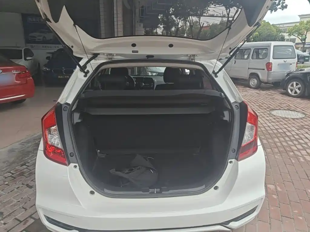 Honda Fit — миниатюра 19