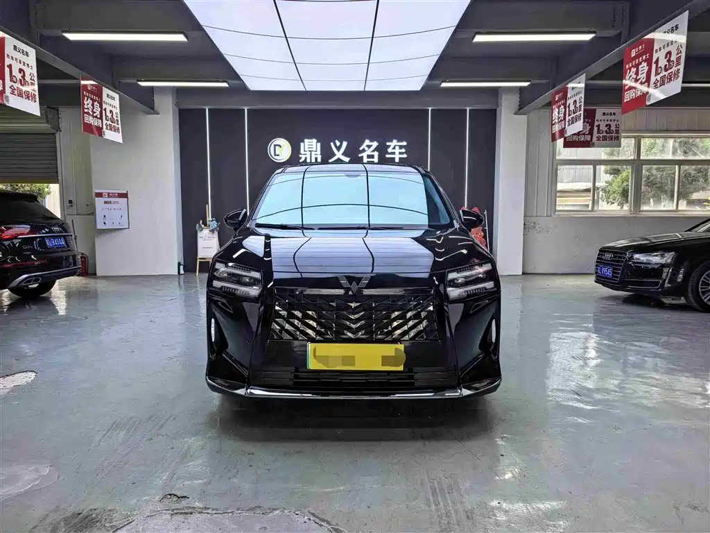 Wuling Xingguang 730 New Energy — миниатюра 2