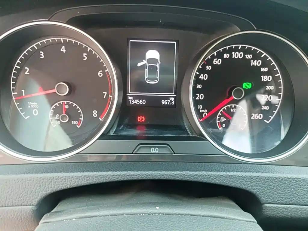 Volkswagen Golf — миниатюра 12