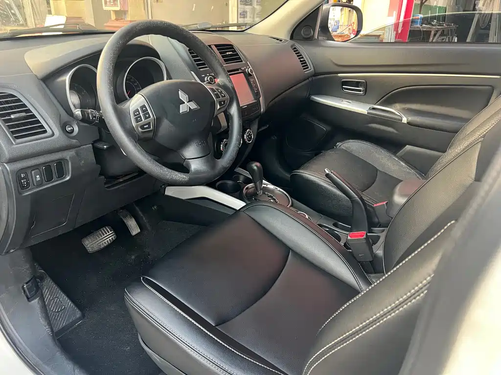 Mitsubishi ASX — миниатюра 16