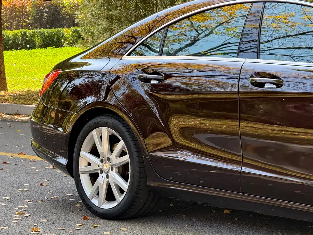 Mercedes-Benz CLS — миниатюра 6