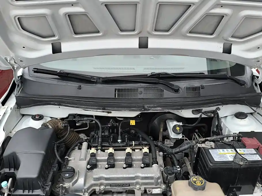 Chevrolet Sail — миниатюра 10