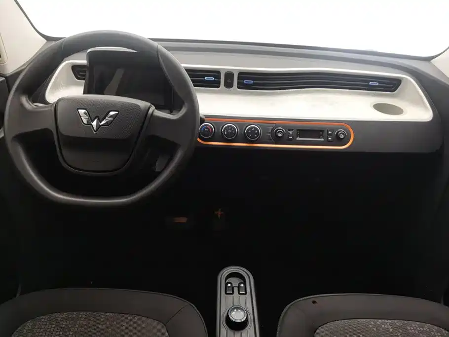 Wuling MINIEV — миниатюра 12