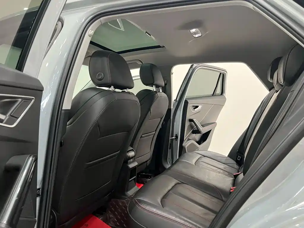 Audi Q2L — миниатюра 6