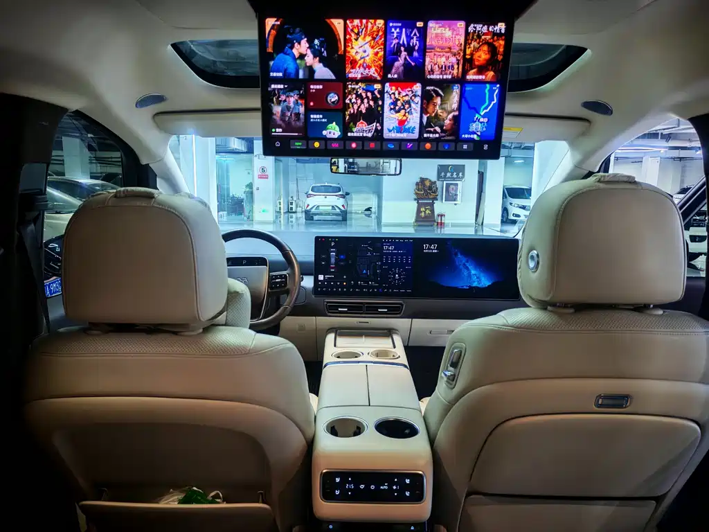 Li Auto Li MEGA — миниатюра 10