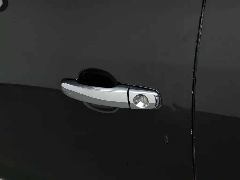 Buick Enclave — миниатюра 18