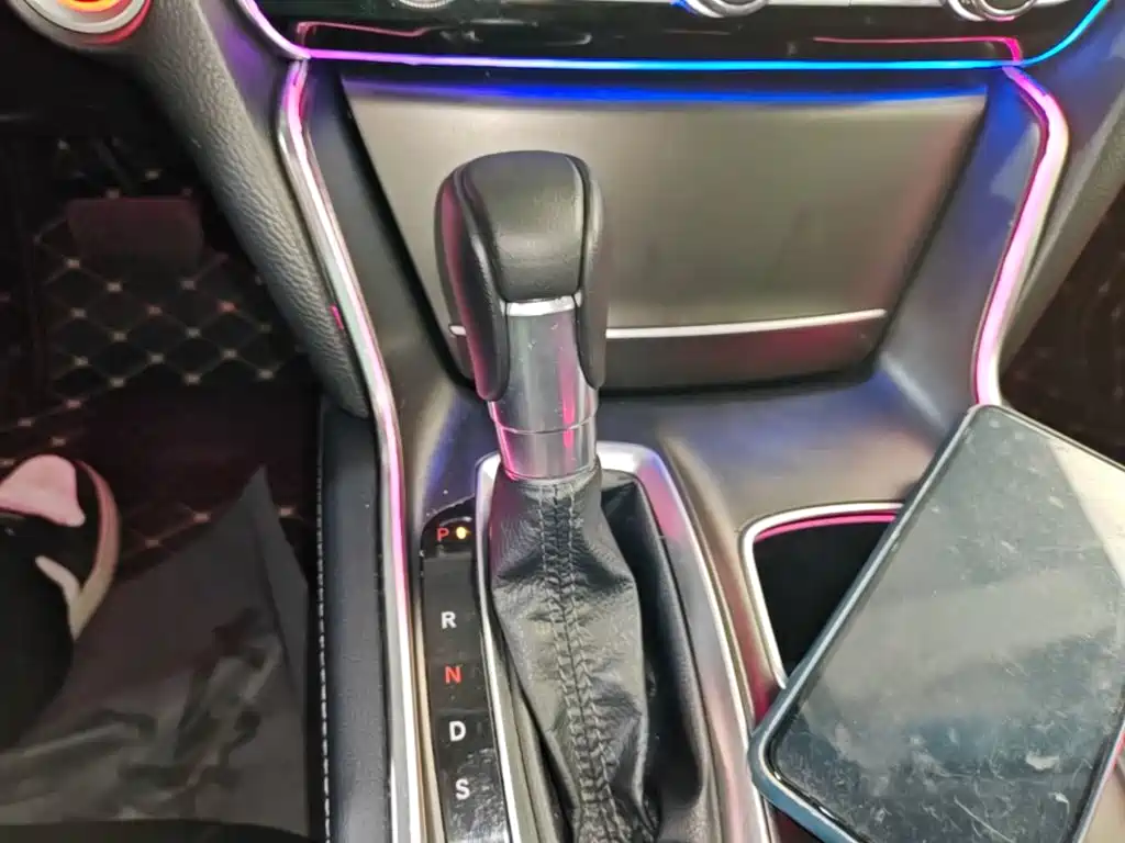 Honda Accord — миниатюра 14