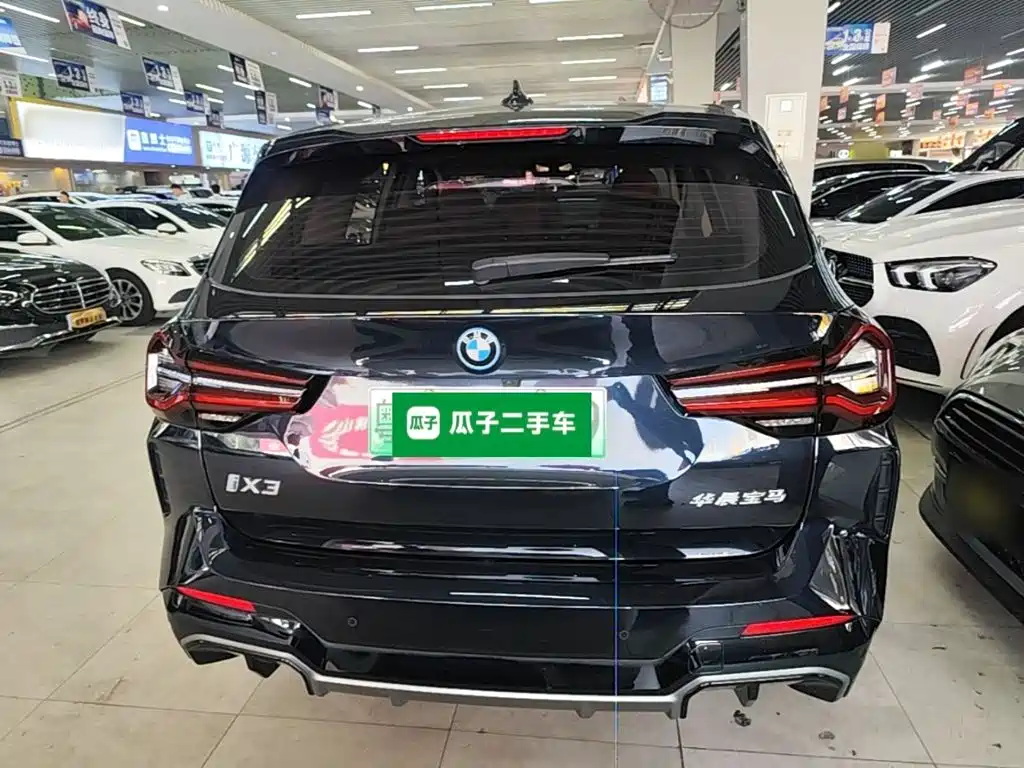 BMW iX3 — миниатюра 6