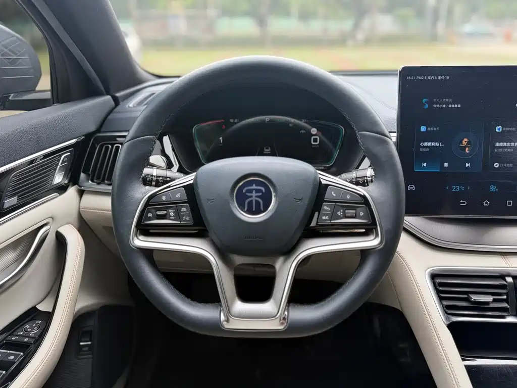 BYD PLUS New Energy — миниатюра 12