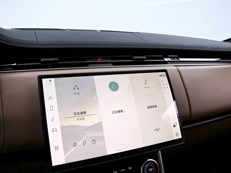 Land Rover Range Rover — миниатюра 8