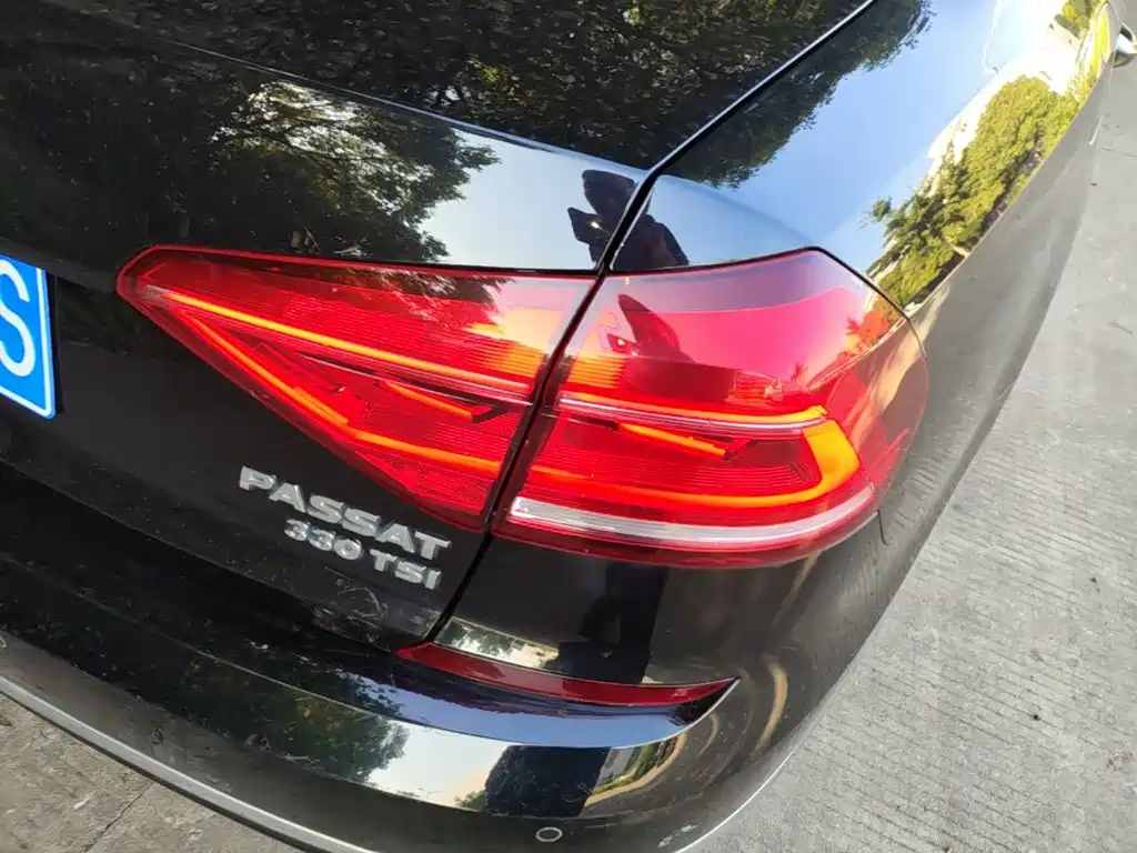 Volkswagen Passat — миниатюра 8