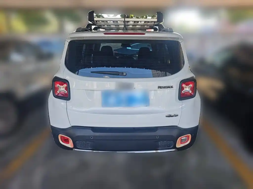Jeep Renegade — миниатюра 3