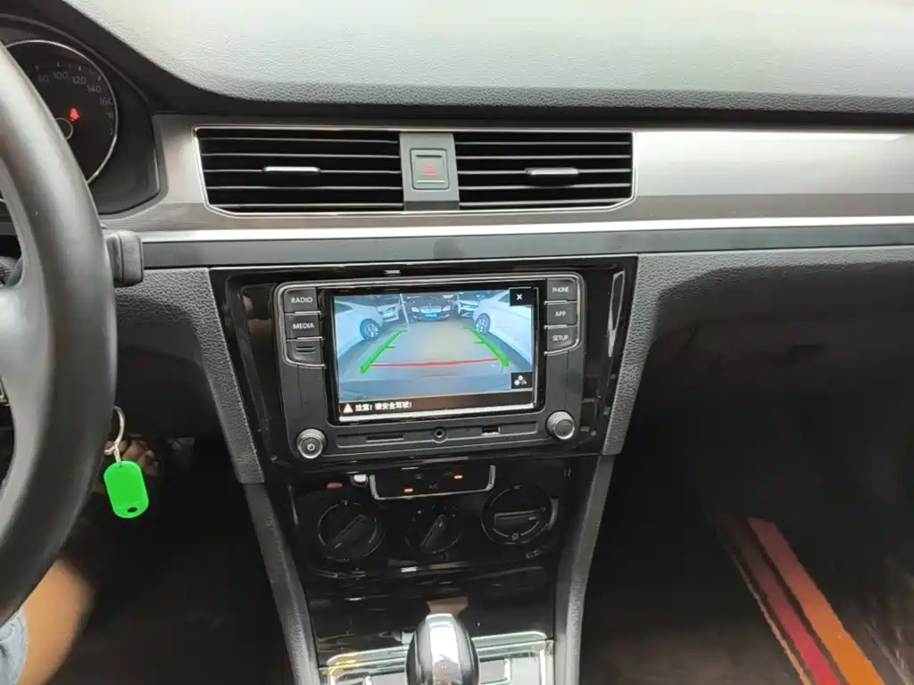 Volkswagen Bora — миниатюра 13