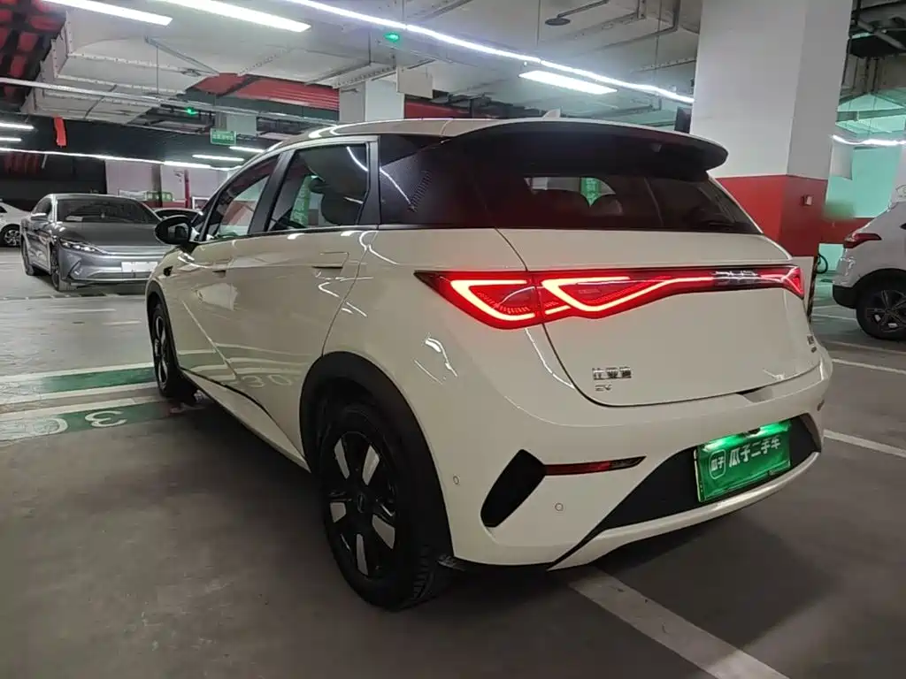 BYD Dolphin — миниатюра 5
