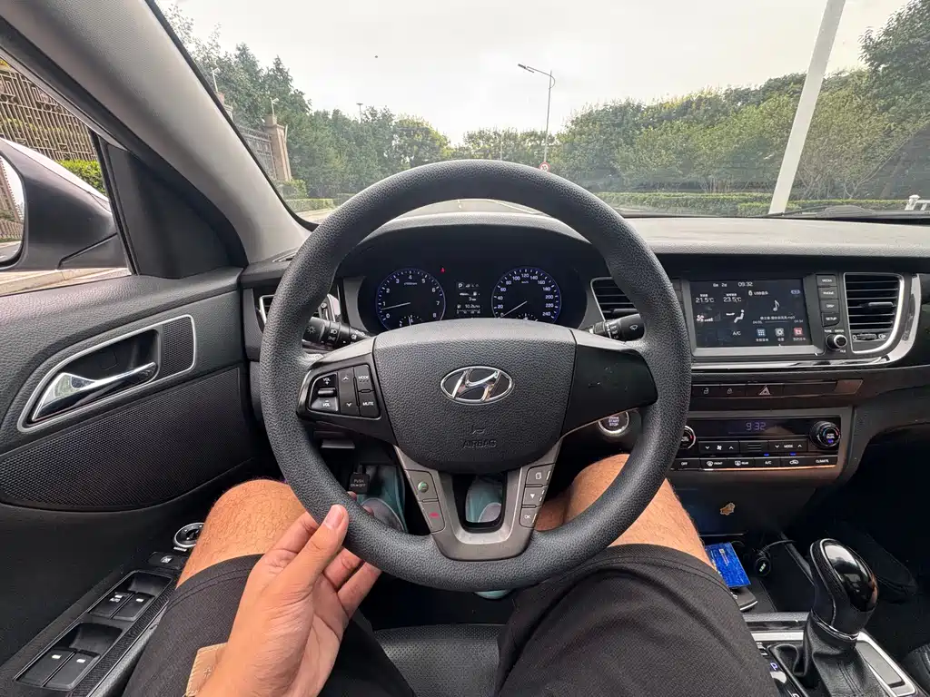 Hyundai Mistra — миниатюра 8
