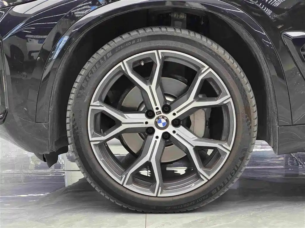 BMW X5 — миниатюра 4