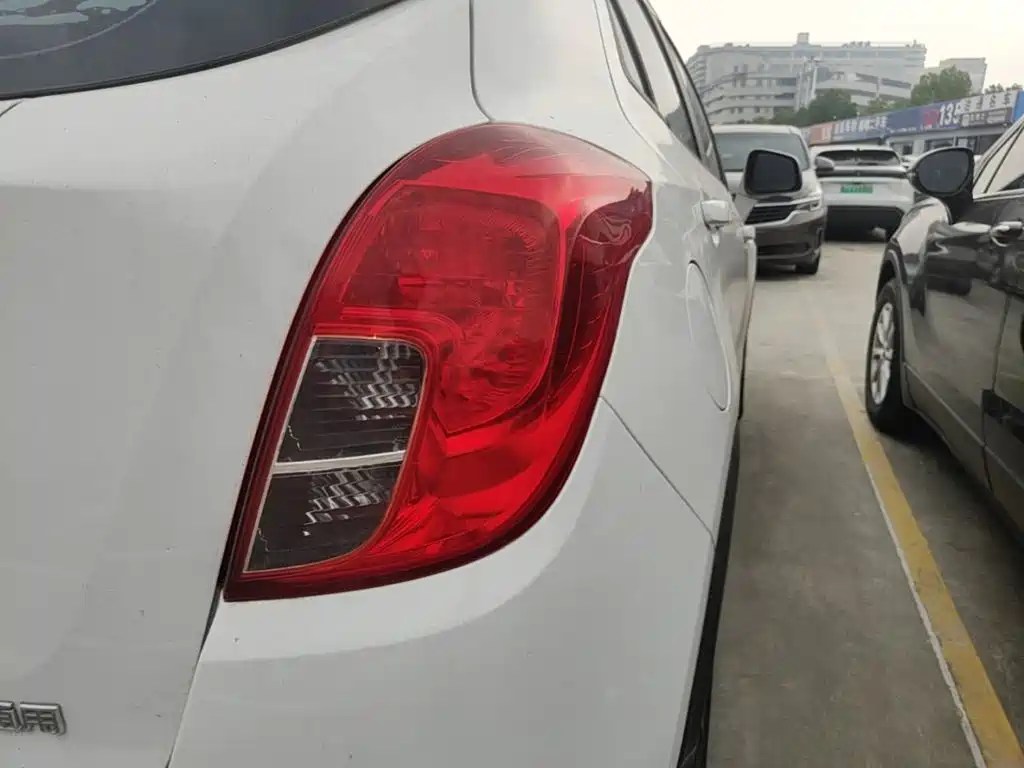 Buick Encore — миниатюра 8