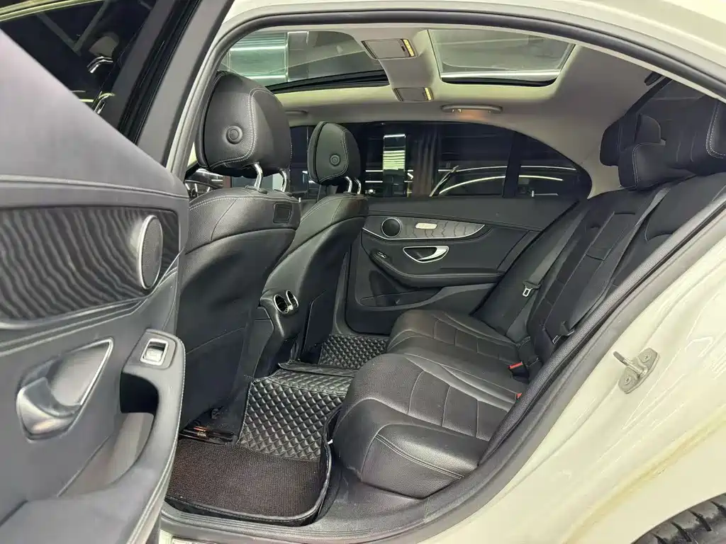 MERCEDES-BENZ C CLASS