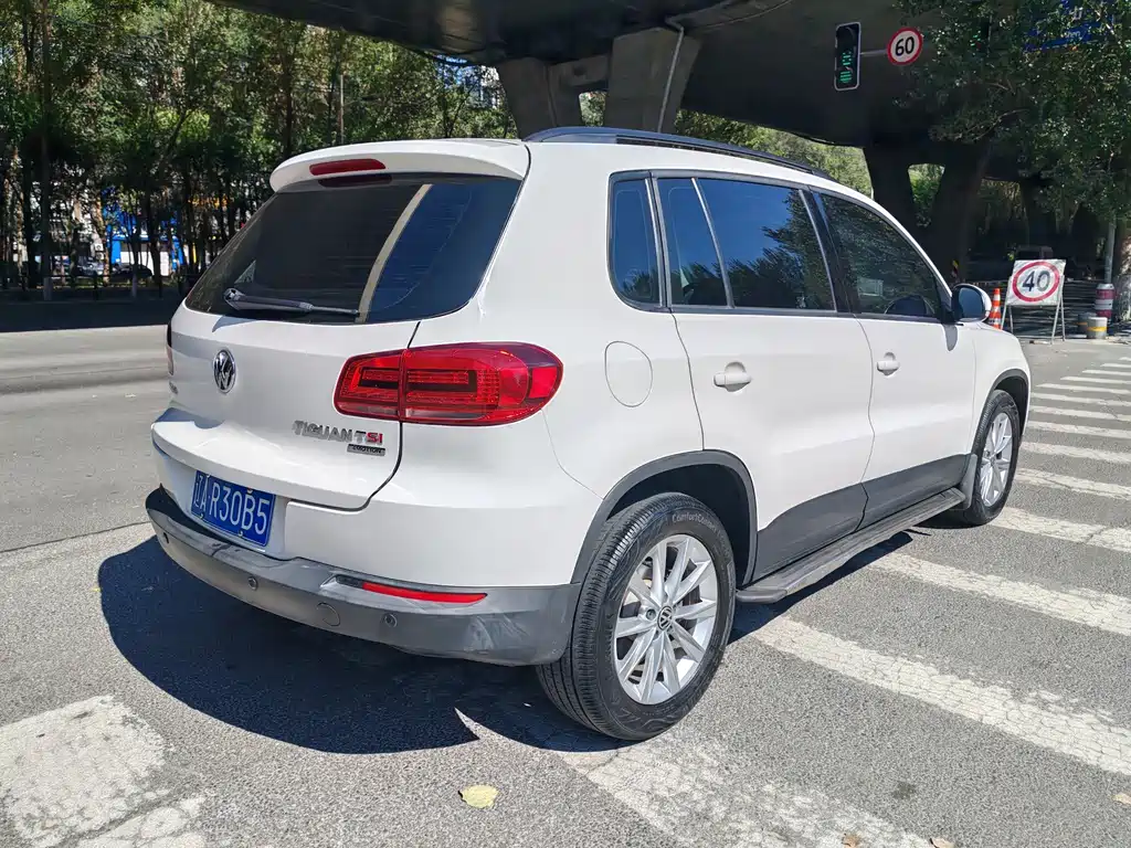 Volkswagen Tiguan — миниатюра 6