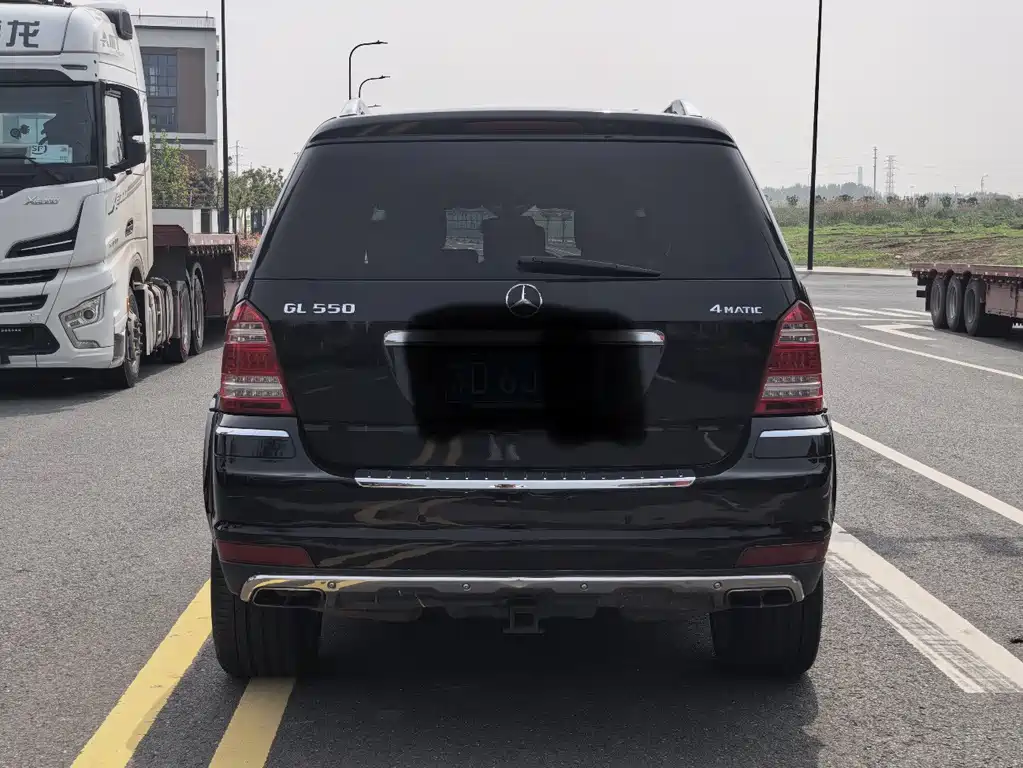 Mercedes-Benz GL 2010 GL 550 4MATIC