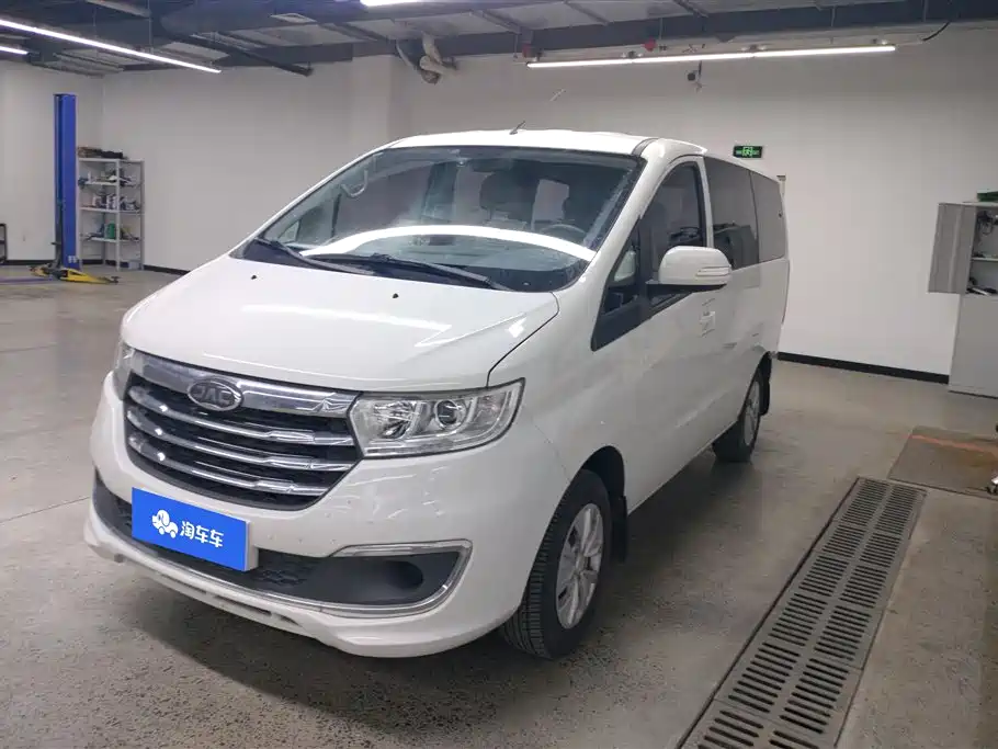 Купить JAC Refine Refine M3