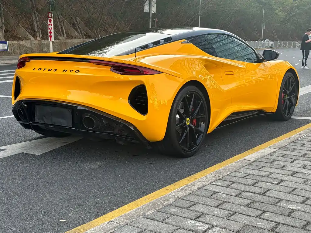 LOTUS SPORTS CAR EMIRA