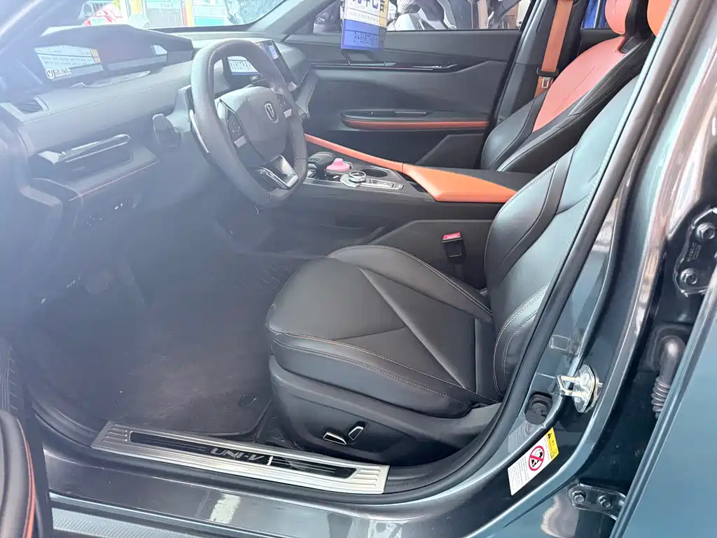 Changan UNI-V — миниатюра 8