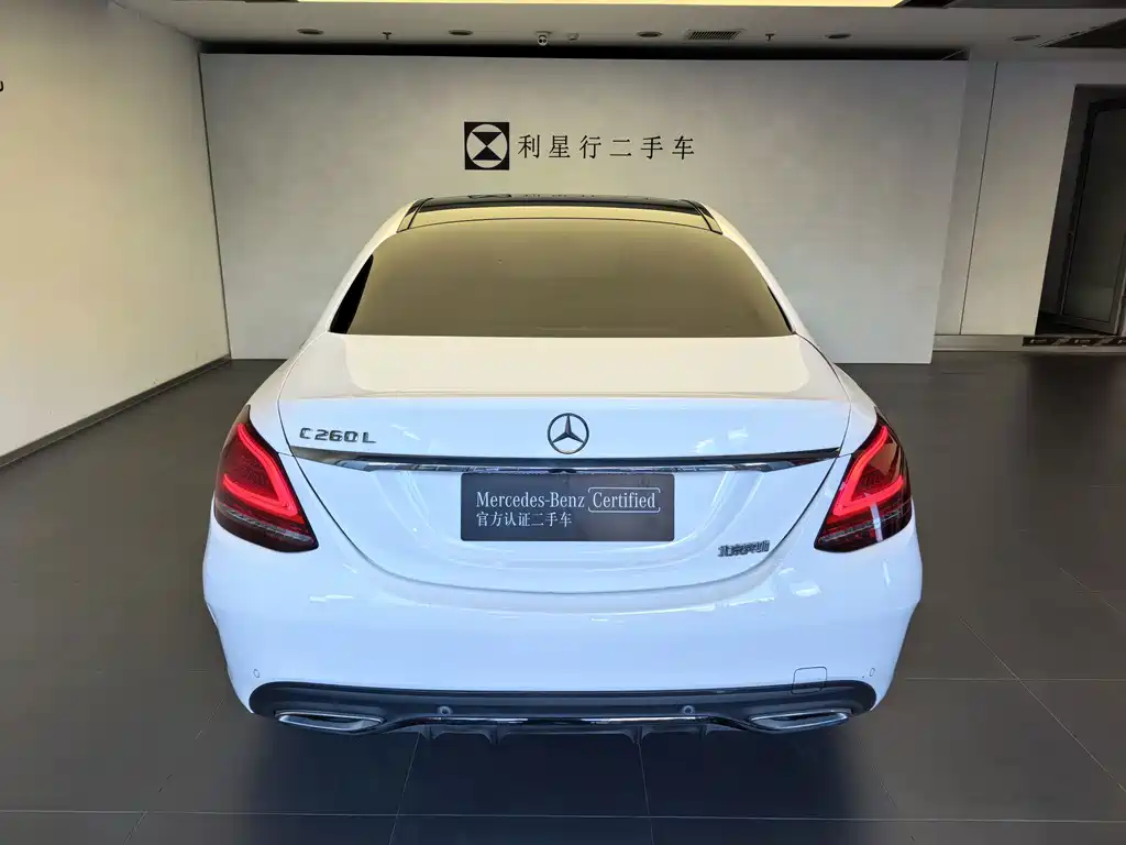 Mercedes-Benz C-Class — миниатюра 13