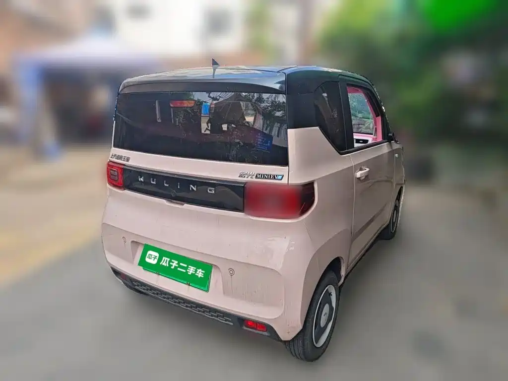 Wuling MINIEV — миниатюра 6