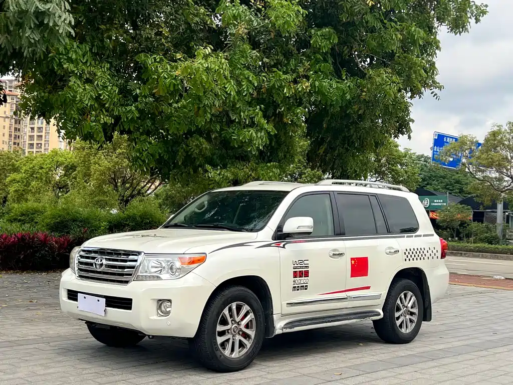 Toyota Land Cruiser 2016