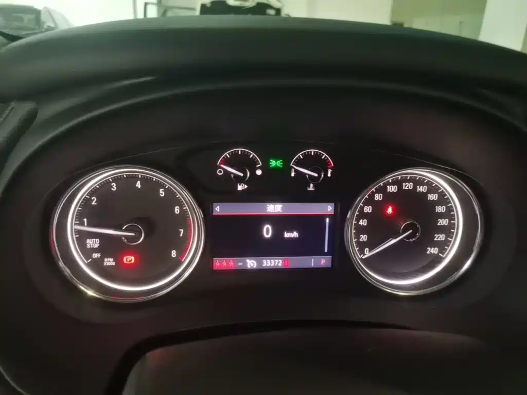 Buick LaCrosse — миниатюра 12