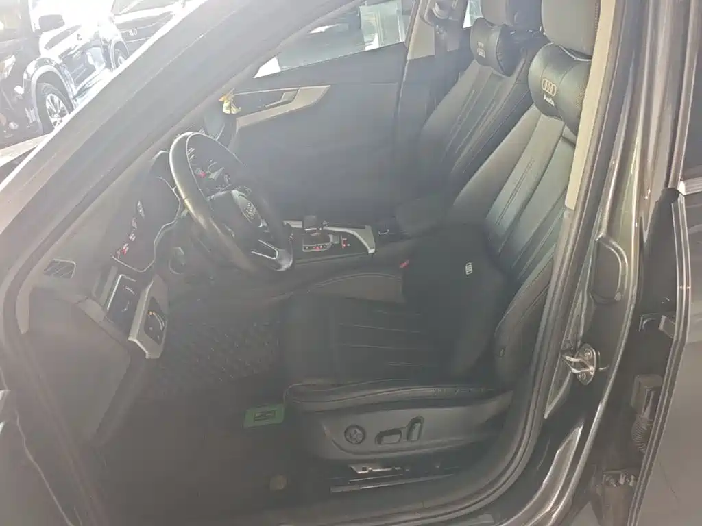 Audi A4L — миниатюра 15
