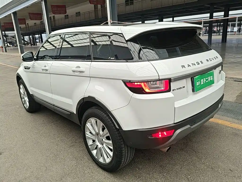 Land Rover Evoque — миниатюра 5