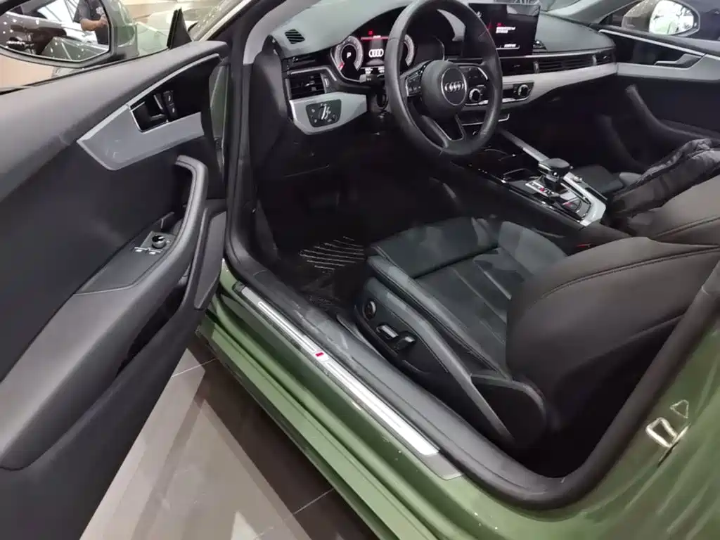 Audi A5 (Import) — миниатюра 16