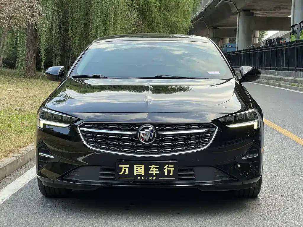 Buick Regal — миниатюра 2