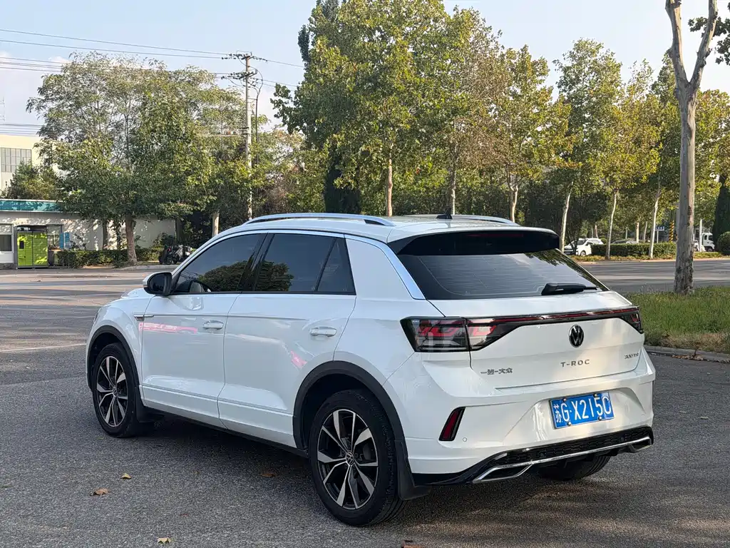Volkswagen T-Roc — миниатюра 3