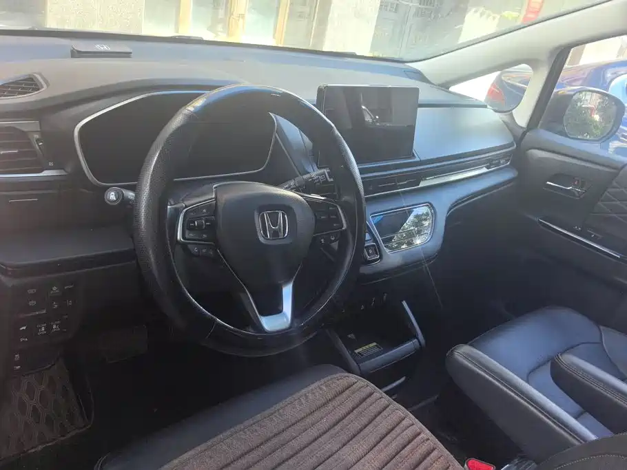 Honda Elysion — миниатюра 12