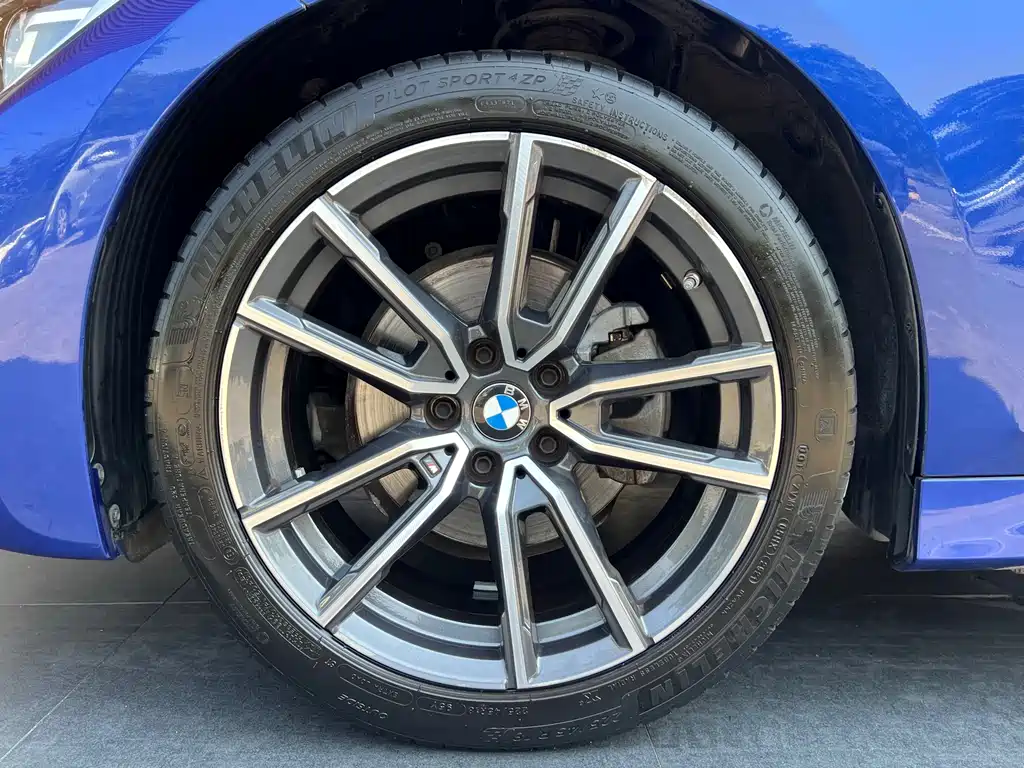 BMW 3 Series — миниатюра 13