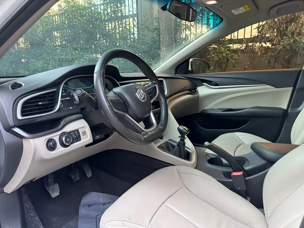 Buick Excelle — миниатюра 5