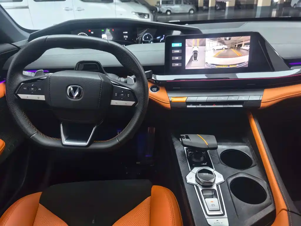 Changan UNI-V — миниатюра 4