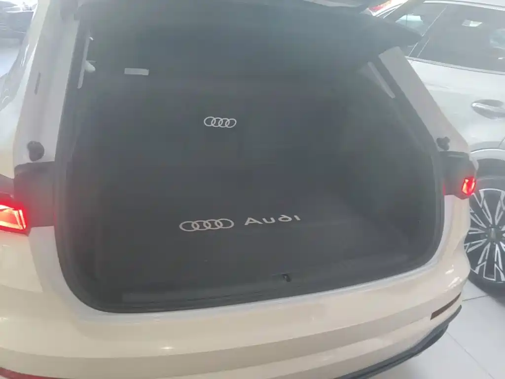 Audi Q3 — миниатюра 19