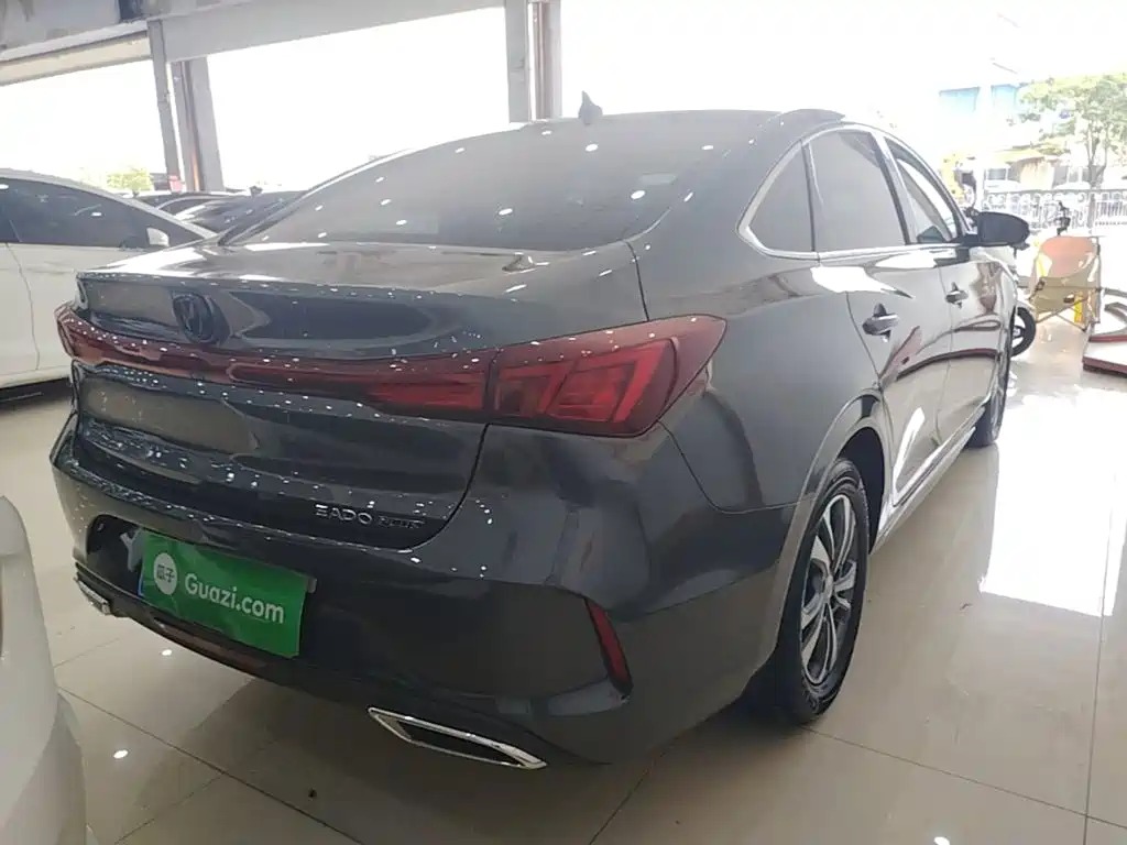 Changan Eado 2022 PLUS NE 1.4T GDI DCT Luxury