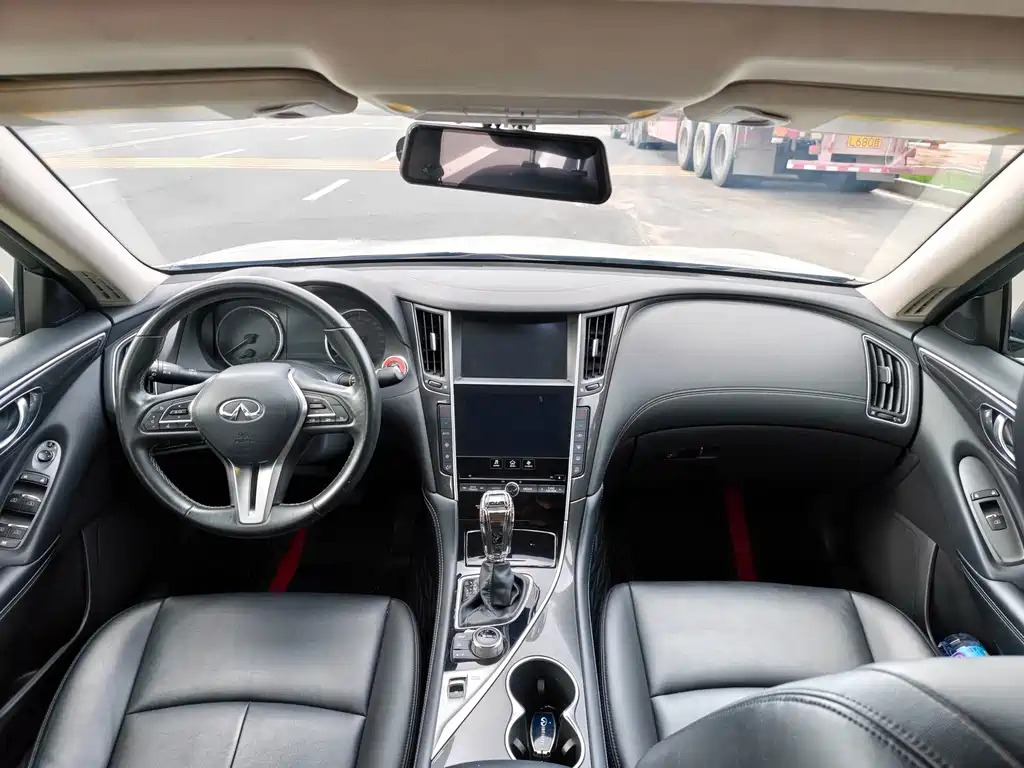 Infiniti Q50L — миниатюра 7