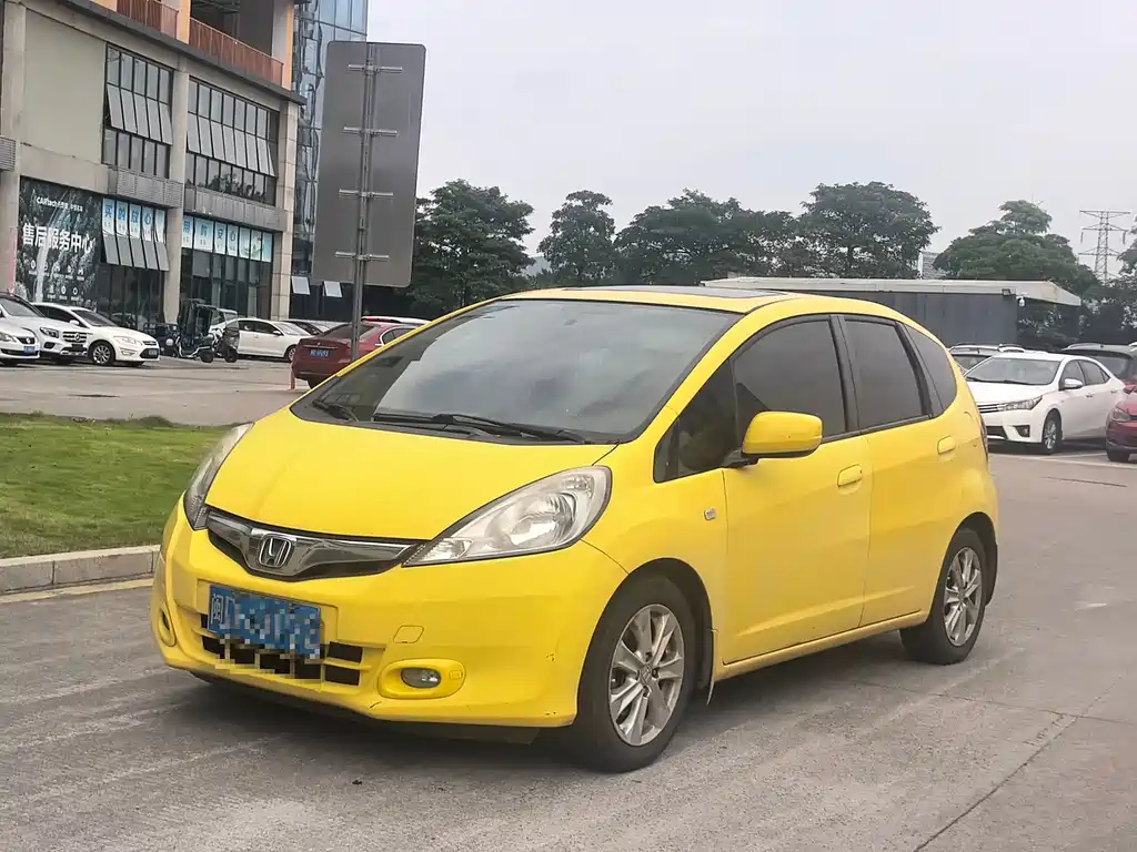 Honda Fit 2011 1.5L AT