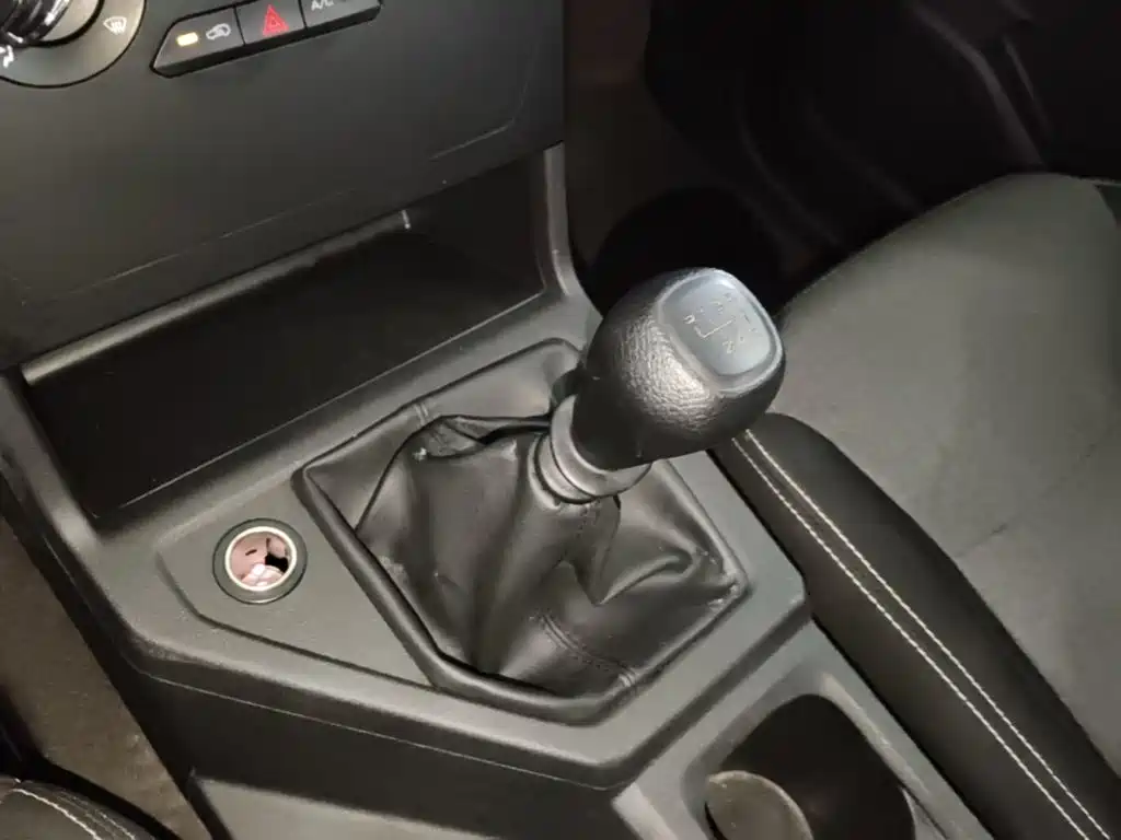 Wuling Hongguang PLUS — миниатюра 14
