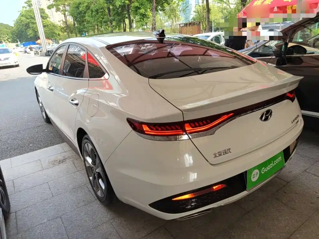 Hyundai Fista — миниатюра 5